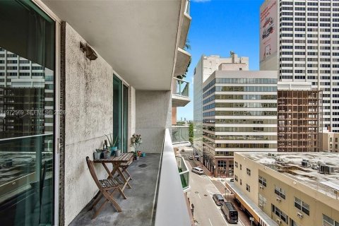 Condominio en venta en Miami, Florida, 1 dormitorio, 101.54 m2 № 2032814 - foto 7