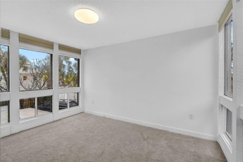 Condo in Sarasota, Florida, 2 bedrooms  № 1508303 - photo 26