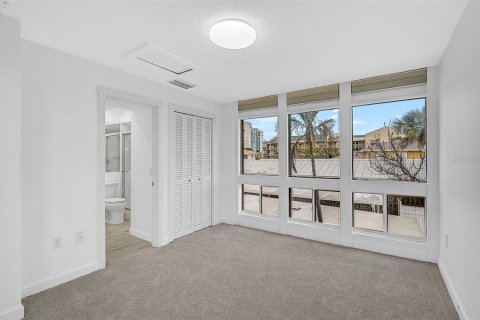 Condo in Sarasota, Florida, 2 bedrooms  № 1508303 - photo 28