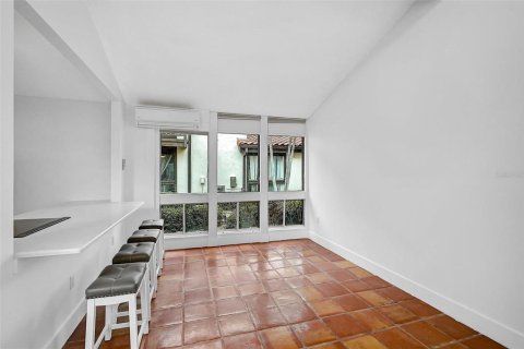 Condo in Sarasota, Florida, 2 bedrooms  № 1508303 - photo 14
