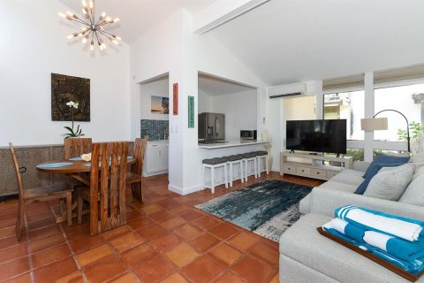 Condo in Sarasota, Florida, 2 bedrooms  № 1508303 - photo 12