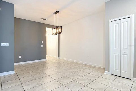Townhouse in Kissimmee, Florida 4 bedrooms, 182 sq.m. № 2095967 - photo 6