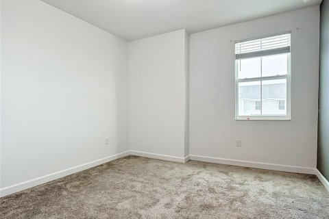 Townhouse in Kissimmee, Florida 4 bedrooms, 182 sq.m. № 2095967 - photo 21