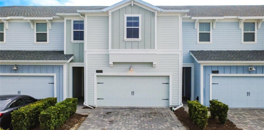 Townhouse in Kissimmee, Florida 4 bedrooms, 182 sq.m. № 2095967