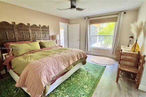 House in Port St. Lucie, Florida 3 bedrooms, 151.06 sq.m. № 1975032 - photo 20