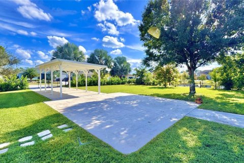 House in Port St. Lucie, Florida 3 bedrooms, 151.06 sq.m. № 1975032 - photo 25