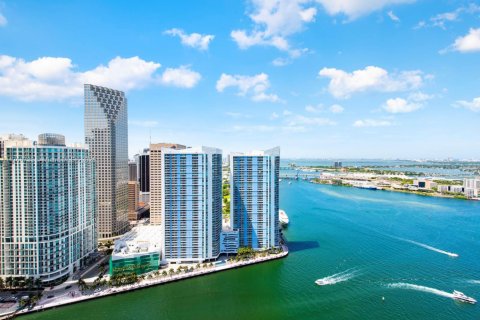 Condo in Miami, Florida, 4 bedrooms  № 1874335 - photo 17