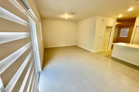 Touwnhouse à louer à Homestead, Floride: 3 chambres, 157.66 m2 № 2058915 - photo 21