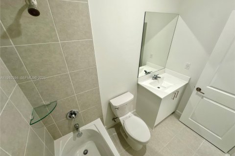 Touwnhouse à louer à Homestead, Floride: 3 chambres, 157.66 m2 № 2058915 - photo 30