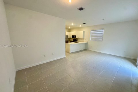 Touwnhouse à louer à Homestead, Floride: 3 chambres, 157.66 m2 № 2058915 - photo 23