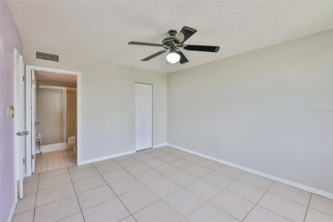 Condominio en alquiler en Tampa, Florida, 3 dormitorios, 120.31 m2 № 1900780 - foto 23