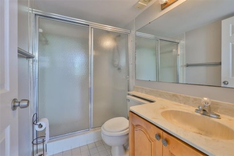 Condominio en alquiler en Tampa, Florida, 3 dormitorios, 120.31 m2 № 1900780 - foto 24