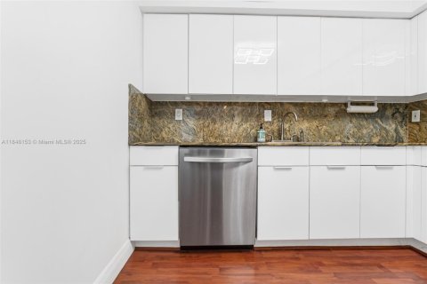 Купить кондоминиум в Авентура, Флорида 2 спальни, 109.72м2, № 1850397 - фото 13