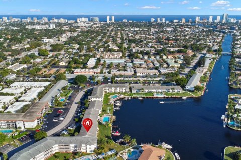 Condo in Pompano Beach, Florida, 2 bedrooms № 1993987 - photo 30