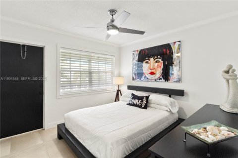 Condo in Pompano Beach, Florida, 2 bedrooms № 1993987 - photo 21