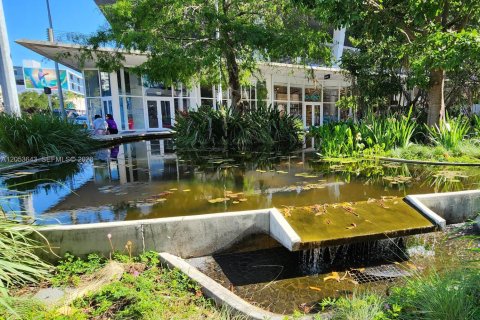 Copropriété à louer à Miami Beach, Floride: 2 chambres, 106.84 m2 № 2179312 - photo 27