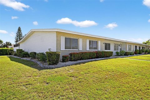 Condo in Sun City Center, Florida, 3 bedrooms  № 1915522 - photo 3