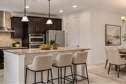 House in Orlando, Florida 5 bedrooms, 265.89 sq.m. № 2393945 - photo 13