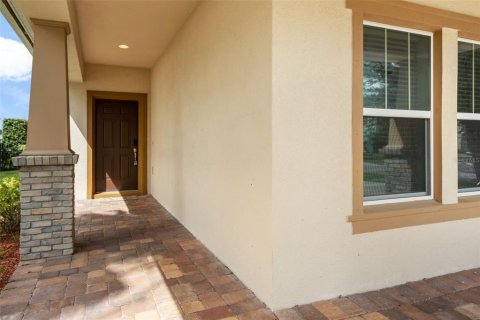 House in Orlando, Florida 5 bedrooms, 265.89 sq.m. № 2393945 - photo 5