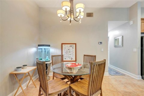 Condo in Saint Petersburg, Florida, 2 bedrooms  № 1831358 - photo 23