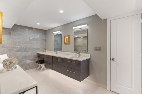 Copropriété à vendre à Fort Lauderdale, Floride: 3 chambres, 234.49 m2 № 1896697 - photo 22