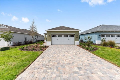 House in Ocala, Florida 2 bedrooms, 136.29 sq.m. № 1659999 - photo 3