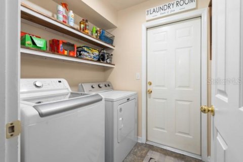 House in Gainesville, Florida 3 bedrooms, 159.23 sq.m. № 1850167 - photo 27