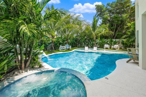 House in Sarasota, Florida 5 bedrooms, 396.23 sq.m. № 2236825 - photo 5