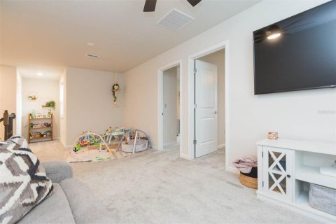 House in Land O' Lakes, Florida 5 bedrooms, 242.94 sq.m. № 1597693 - photo 26