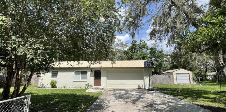 Casa en New Port Richey, Florida 4 dormitorios, 161.84 m2 № 1806803