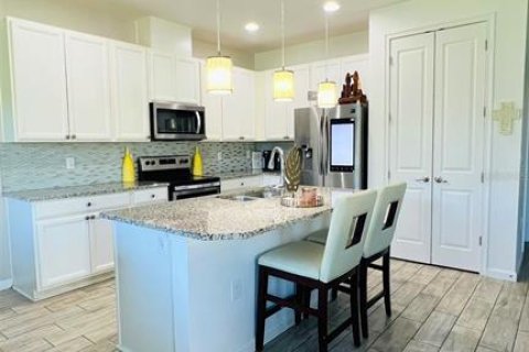 Casa en venta en Orlando, Florida, 4 dormitorios, 221.57 m2 № 1884064 - foto 7