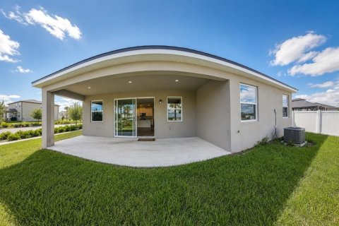 House in Kissimmee, Florida 4 bedrooms, 187.48 sq.m. № 2113845 - photo 24