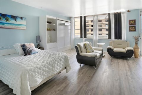 Снять в аренду кондоминиум в Майами-Бич, Флорида 49.24м2, № 2058287 - фото 6