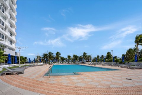 Снять в аренду кондоминиум в Майами-Бич, Флорида 49.24м2, № 2058287 - фото 18