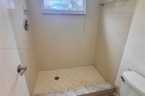 Townhouse in Margate, Florida 2 bedrooms, 117.89 sq.m. № 2008849 - photo 25