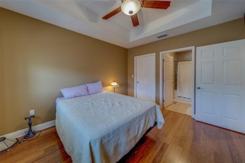 Condo in Redington Shores, Florida, 3 bedrooms  № 1657486 - photo 25