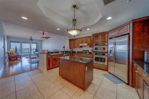 Condo in Redington Shores, Florida, 3 bedrooms  № 1657486 - photo 3