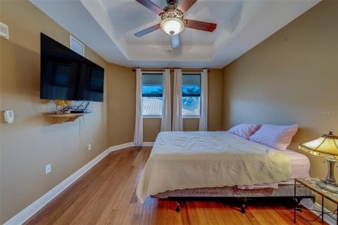 Condo in Redington Shores, Florida, 3 bedrooms  № 1657486 - photo 24