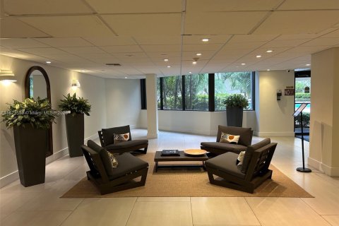 Condominio en alquiler en Miami, Florida, 1 dormitorio, 65.03 m2 № 1927481 - foto 24