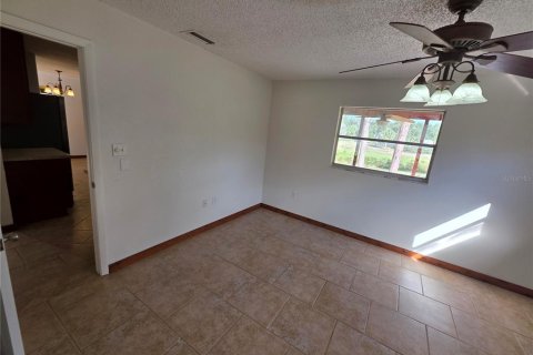 Villa ou maison à vendre à Weeki Wachee, Floride: 3 chambres, 132.94 m2 № 2430913 - photo 21