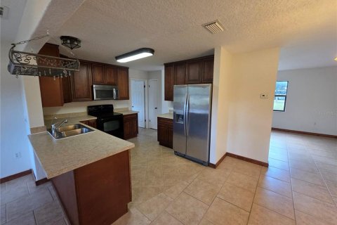 Villa ou maison à vendre à Weeki Wachee, Floride: 3 chambres, 132.94 m2 № 2430913 - photo 14