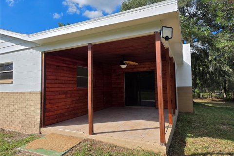 Villa ou maison à vendre à Weeki Wachee, Floride: 3 chambres, 132.94 m2 № 2430913 - photo 6