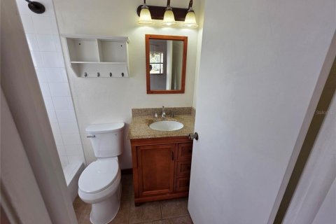 Villa ou maison à vendre à Weeki Wachee, Floride: 3 chambres, 132.94 m2 № 2430913 - photo 25