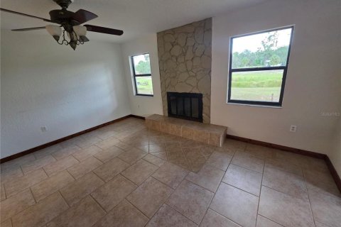 Villa ou maison à vendre à Weeki Wachee, Floride: 3 chambres, 132.94 m2 № 2430913 - photo 29