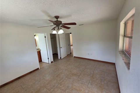 Villa ou maison à vendre à Weeki Wachee, Floride: 3 chambres, 132.94 m2 № 2430913 - photo 20