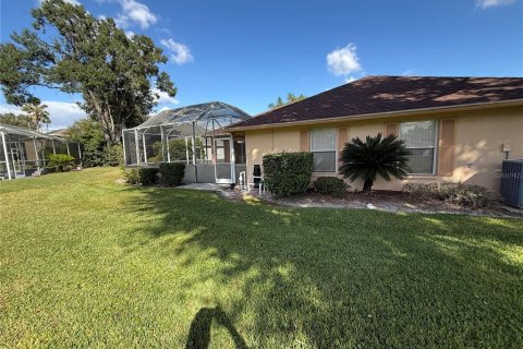 House in Land O' Lakes, Florida 4 bedrooms, 213.86 sq.m. № 2432674 - photo 28
