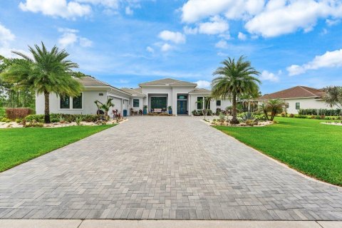 House in Palm City, Florida 4 bedrooms, 386.47 sq.m. № 2247331