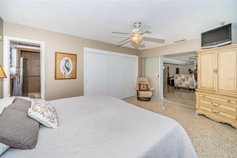 Casa en venta en Gulfport, Florida, 3 dormitorios, 213.86 m2 № 1736356 - foto 25