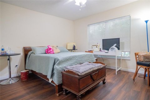 House in Clermont, Florida 3 bedrooms, 144.18 sq.m. № 2121667 - photo 28