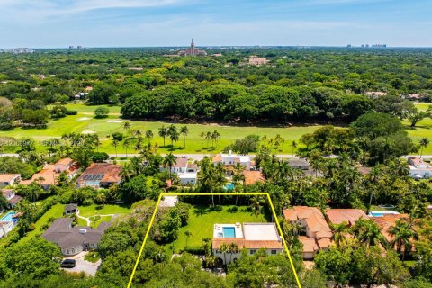 Villa ou maison à vendre à Coral Gables, Floride: 6 chambres, 401.24 m2 № 2084844 - photo 9
